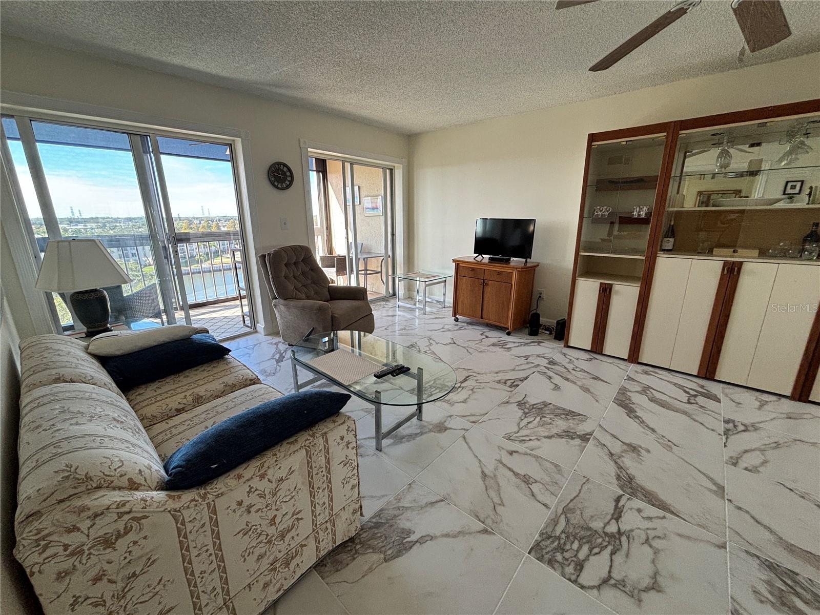 IMPERIAL COVE 9 - Residential Lease