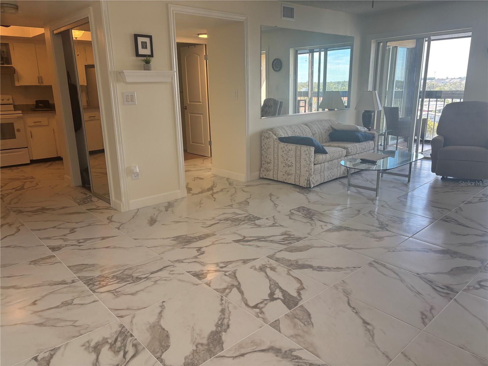 IMPERIAL COVE 9 - Residential Lease