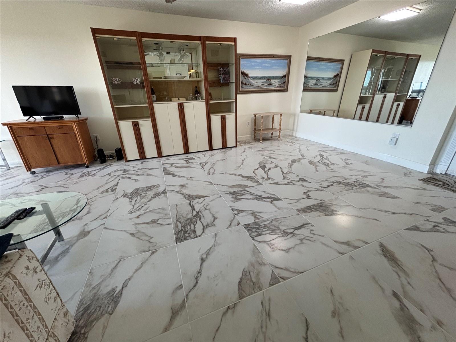 IMPERIAL COVE 9 - Residential Lease