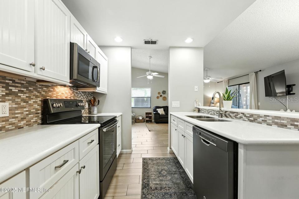 CONQUISTADOR APTS/ST AUGUSTNE - Residential