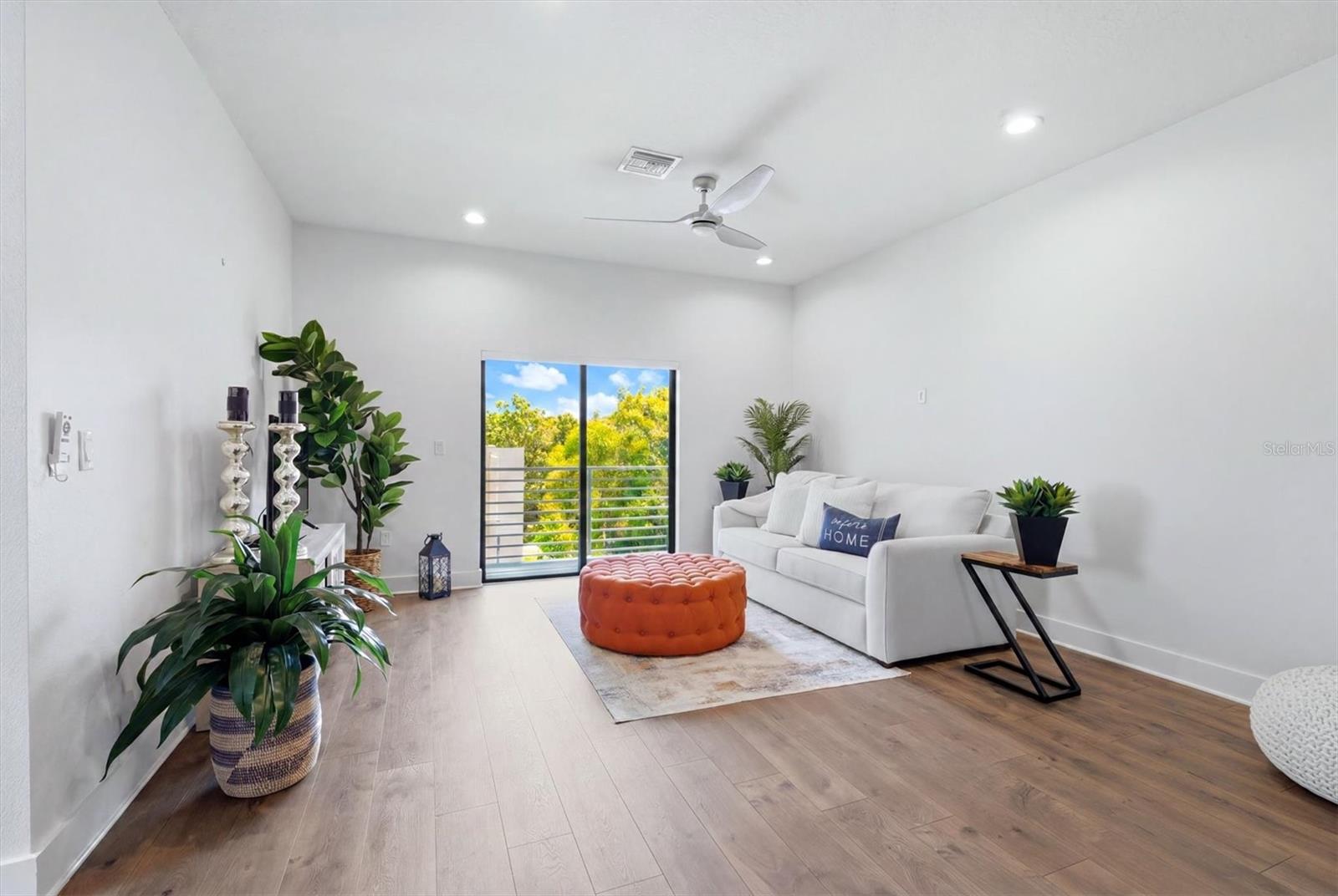 2551 11TH PL N - Photo 4