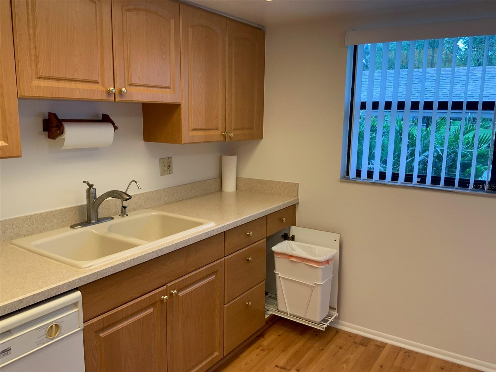 QUAIL FOREST CLUSTER HOMES - Residential Lease
