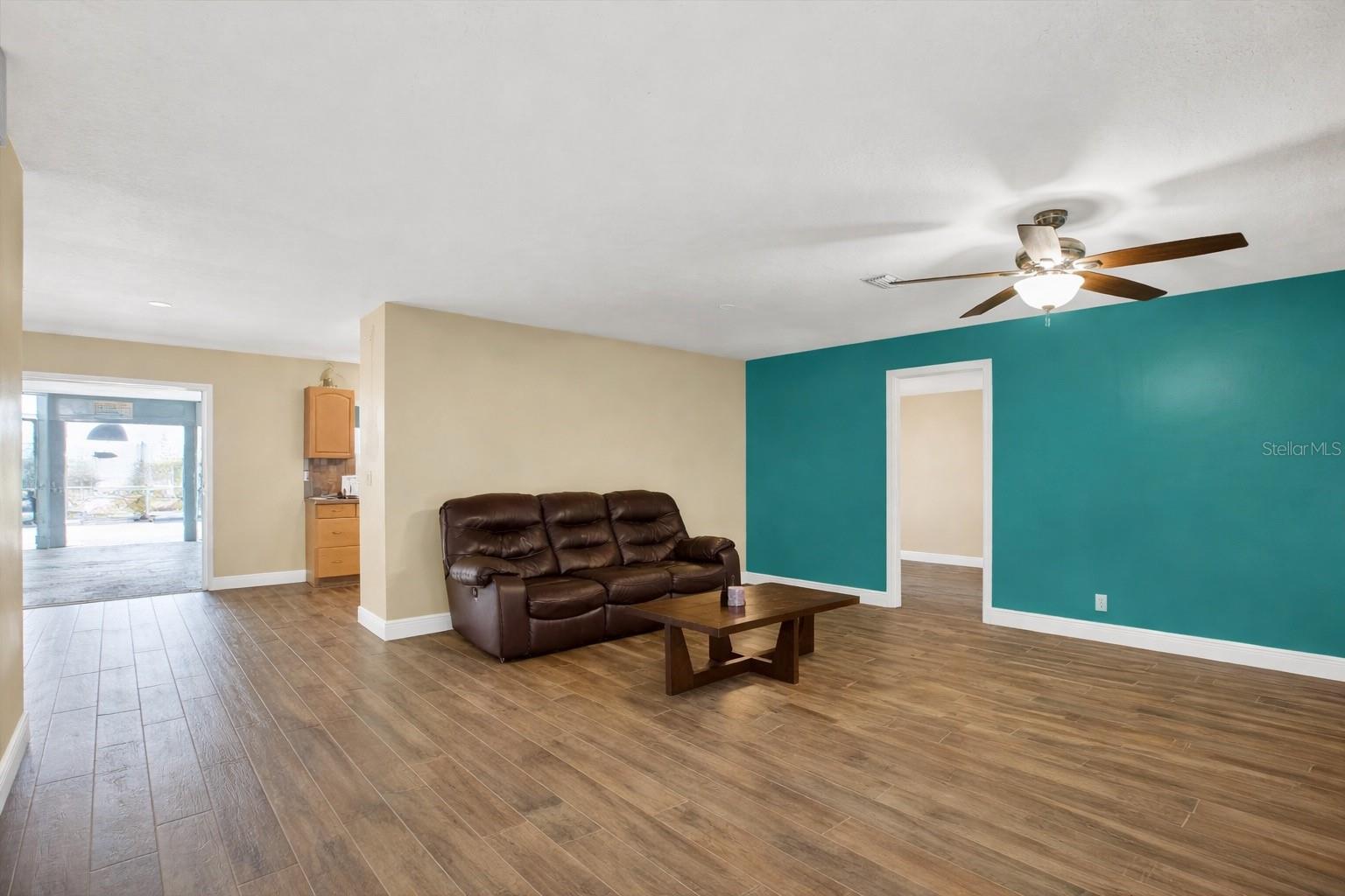 APOLLO BEACH UNIT TWO - Residential