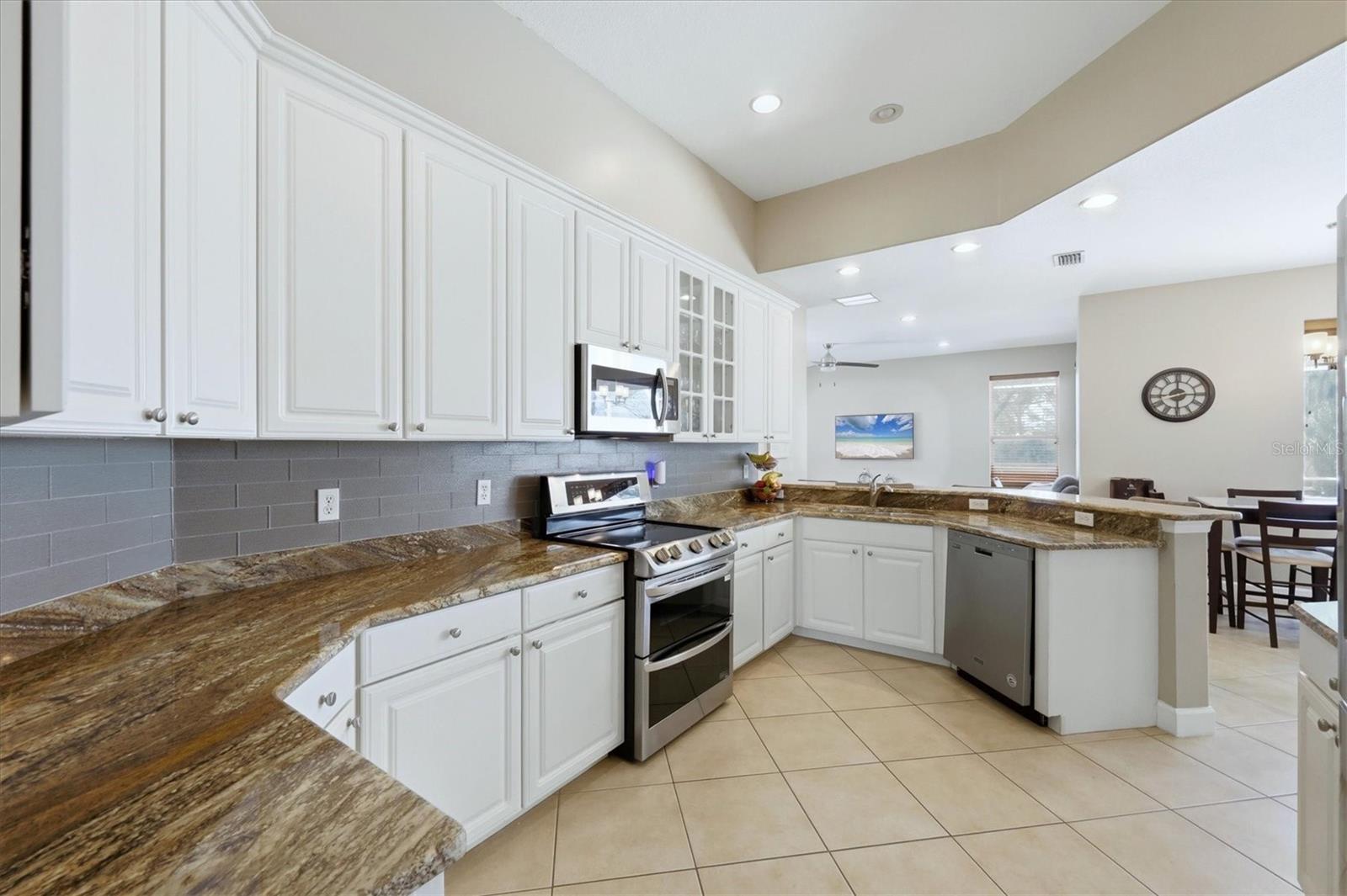 GLENN LAKES PH 6 - Residential