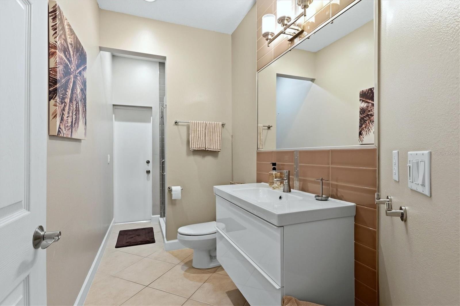 GLENN LAKES PH 6 - Residential