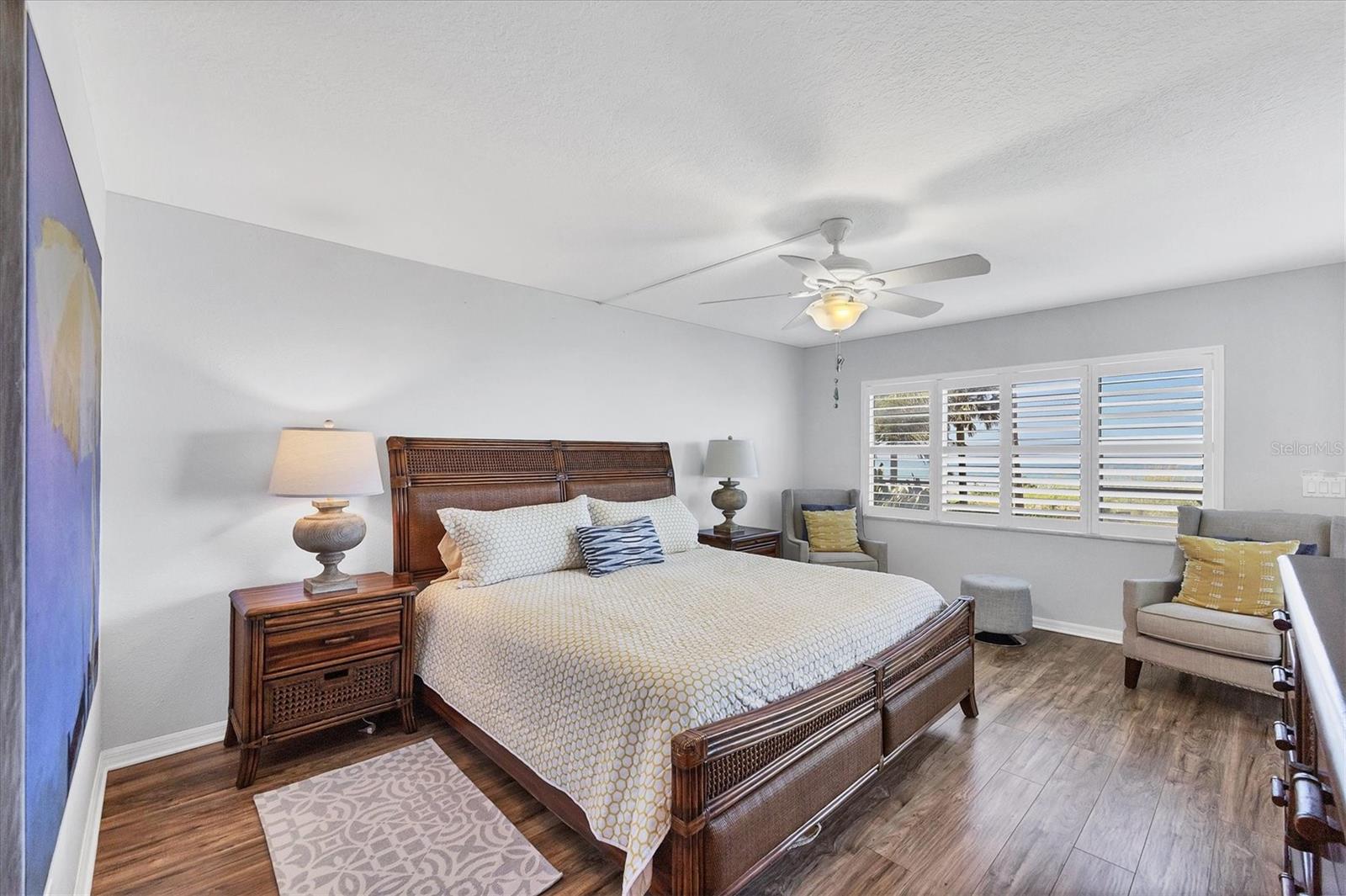 TIFFANY PLAZA - Residential