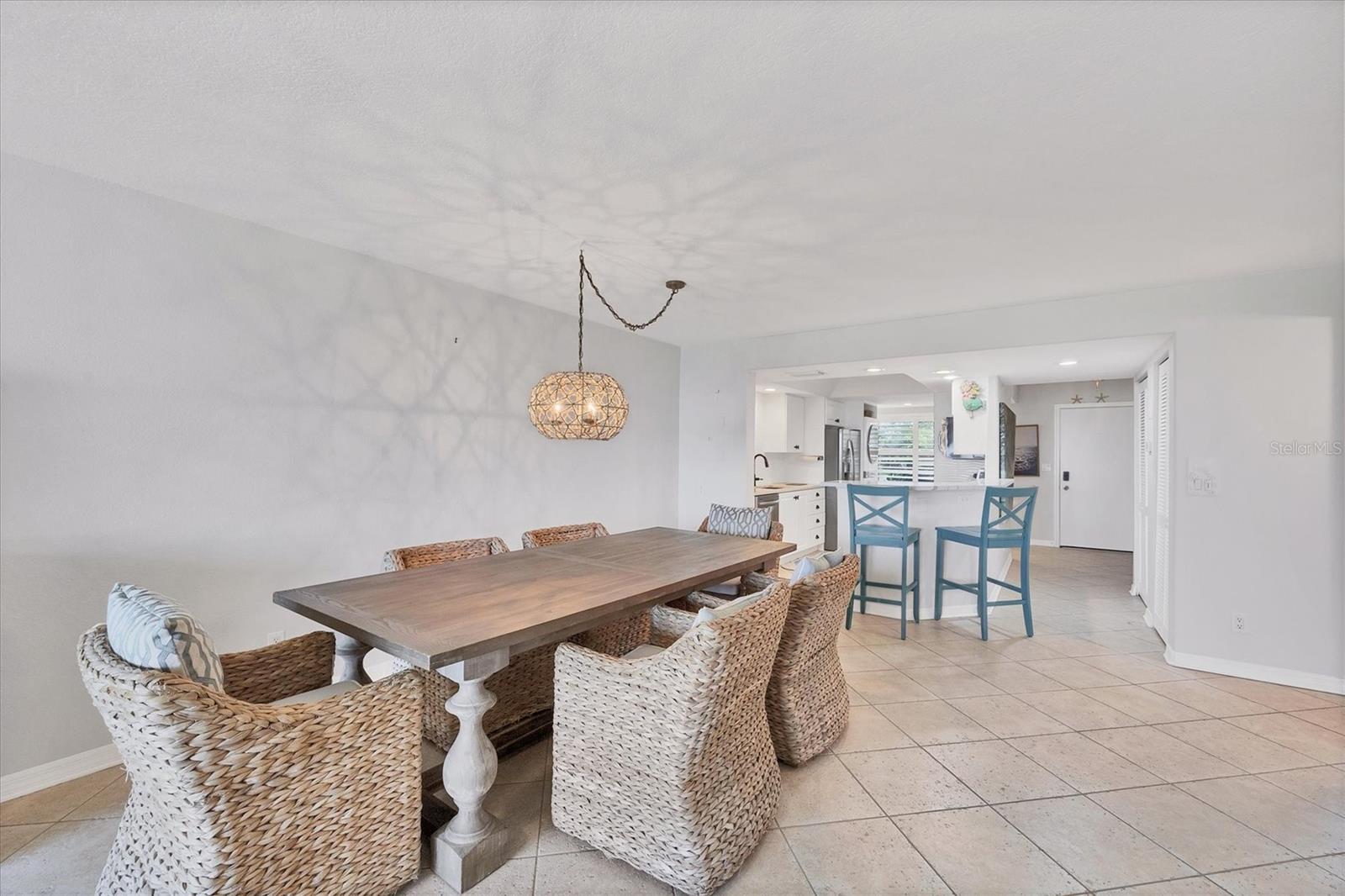 TIFFANY PLAZA - Residential
