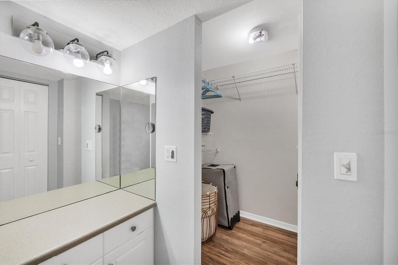 TIFFANY PLAZA - Residential