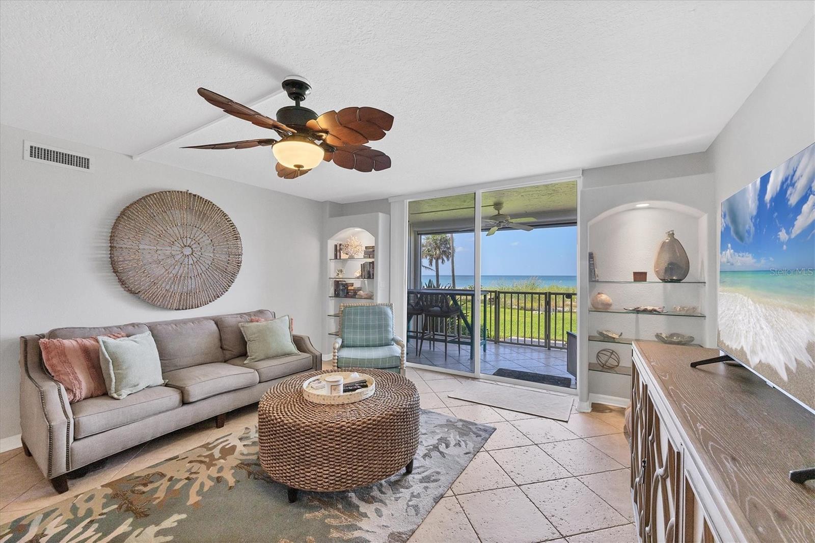 TIFFANY PLAZA - Residential
