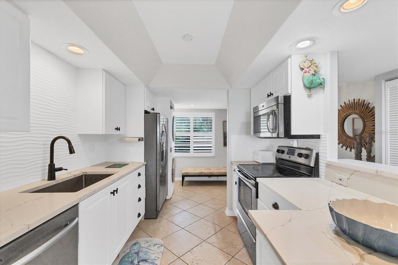 TIFFANY PLAZA - Residential