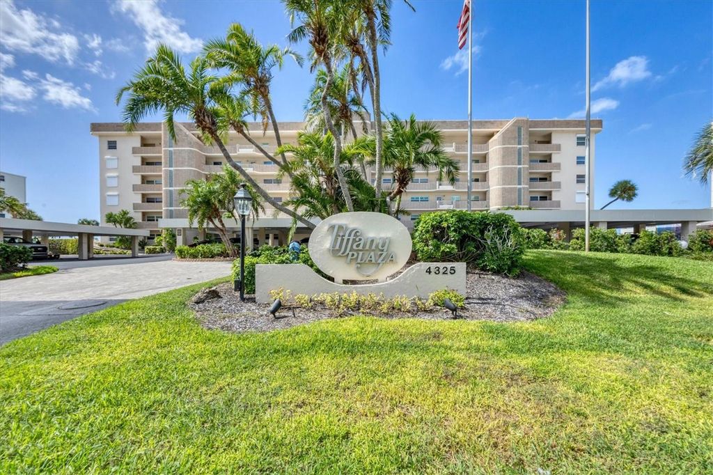Photo of 4325 Gulf Of Mexico Drive #102, Longboat Key, FL 34228 (MLS # A4668089)