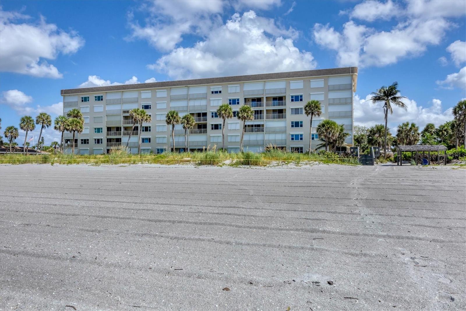 TIFFANY PLAZA - Residential