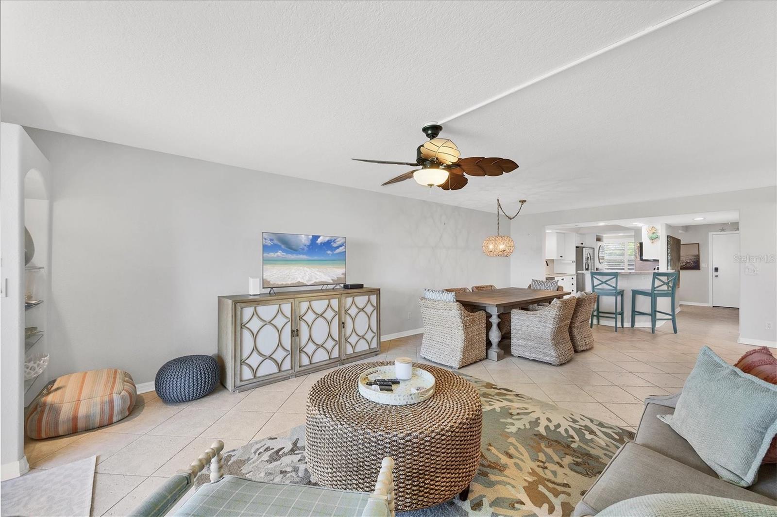 TIFFANY PLAZA - Residential