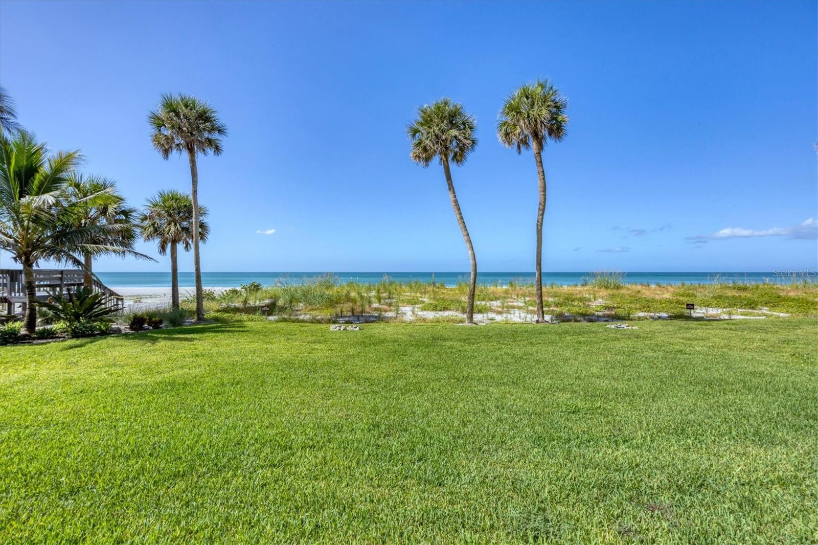 TIFFANY PLAZA - Residential