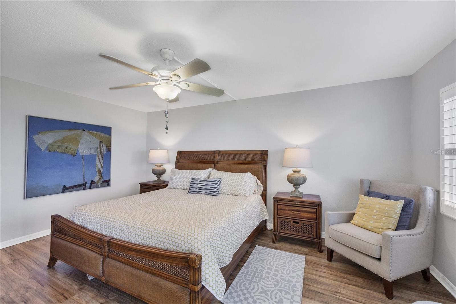 TIFFANY PLAZA - Residential