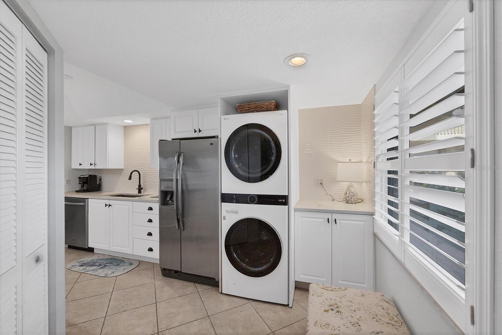 TIFFANY PLAZA - Residential