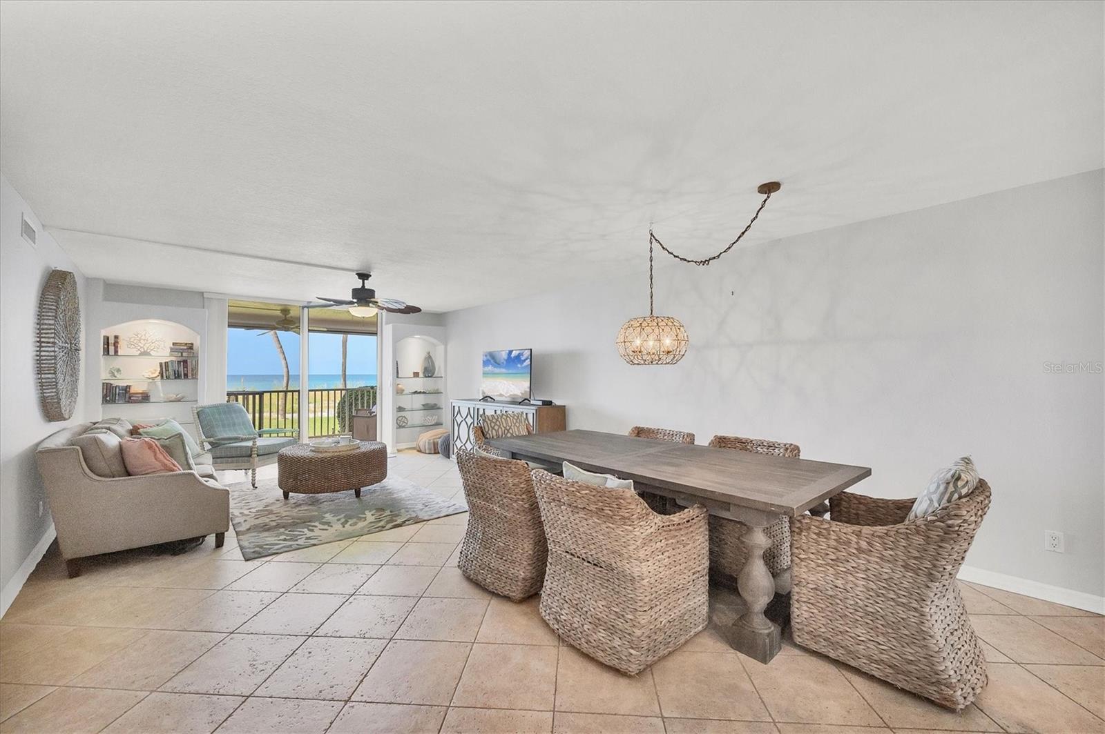 TIFFANY PLAZA - Residential