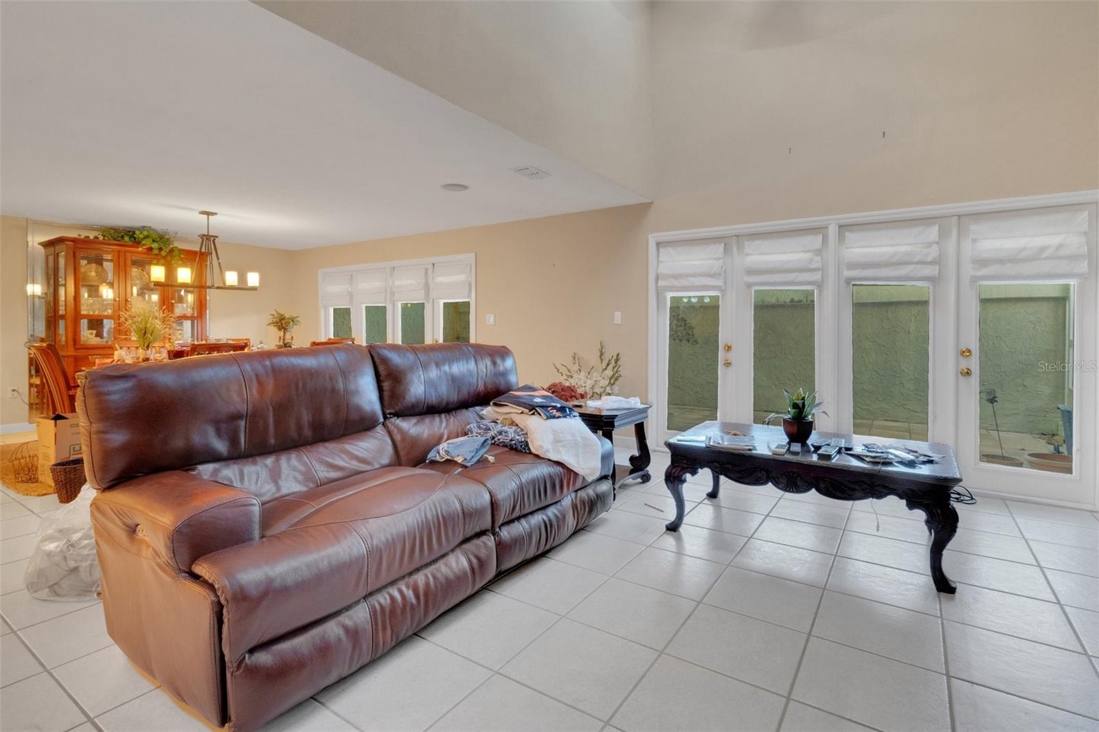 14 CASARENA COURT