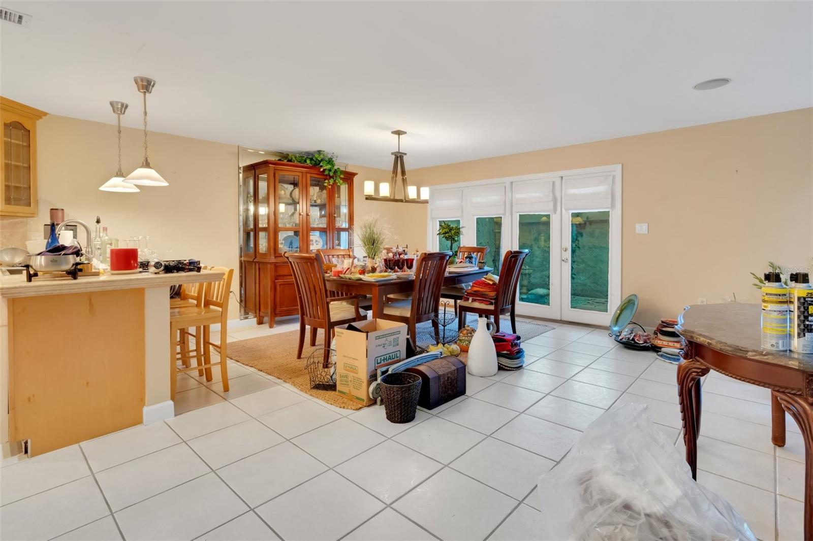 14 CASARENA COURT