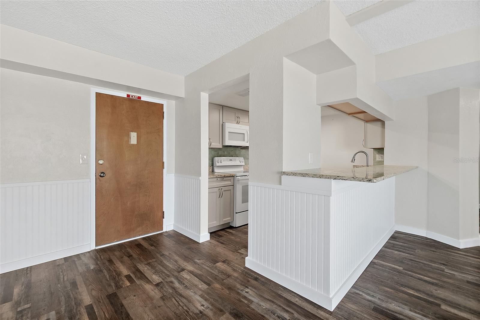 OCEAN VIEW MANOR - Residential