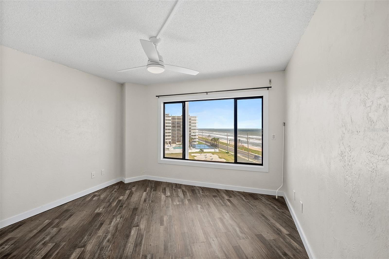 OCEAN VIEW MANOR - Residential