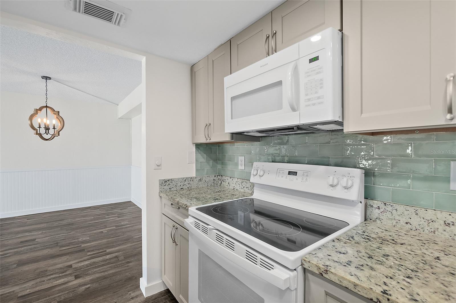 OCEAN VIEW MANOR - Residential