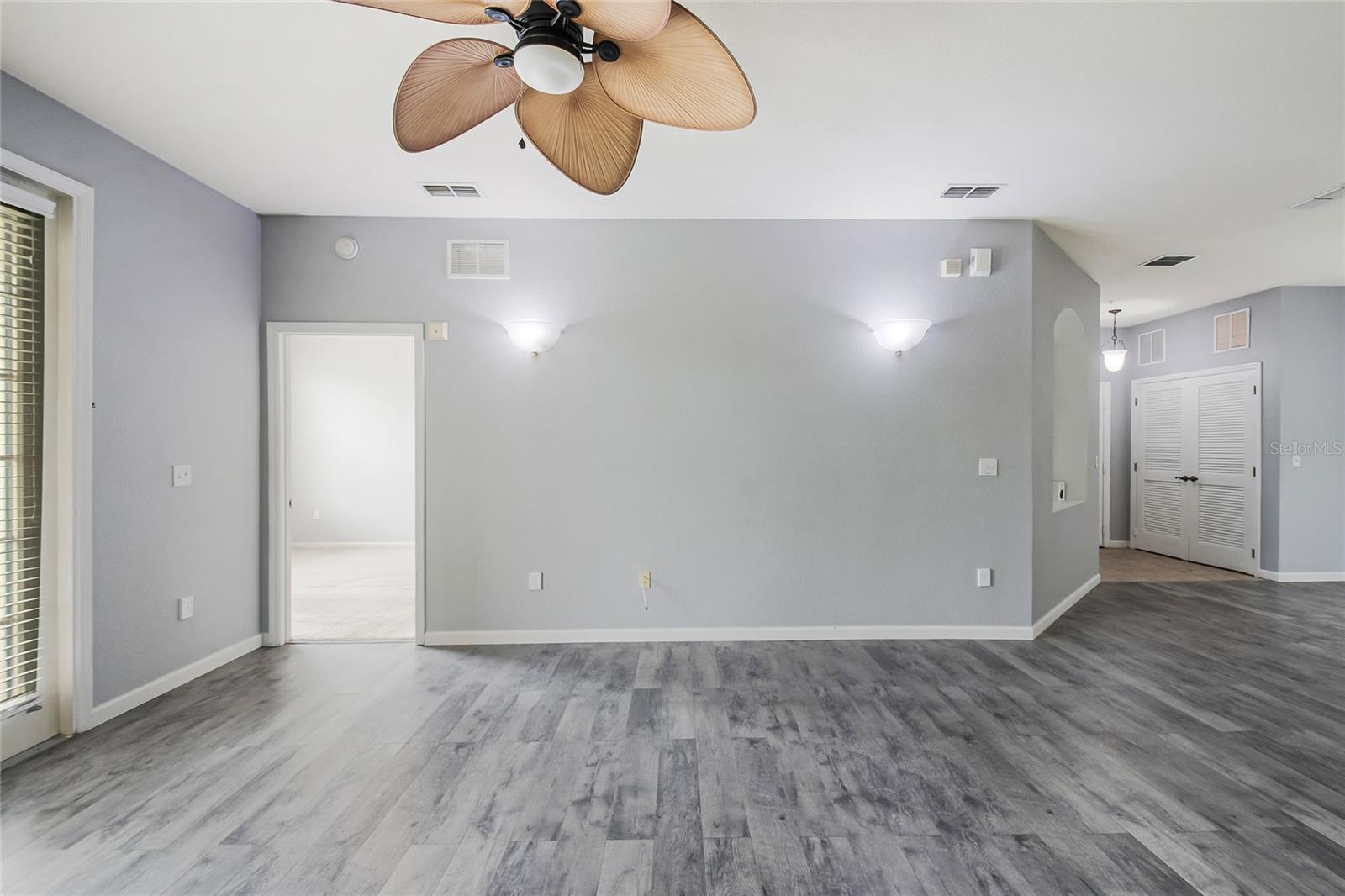 FLORA RIDGE PH 8 CONDO - Residential