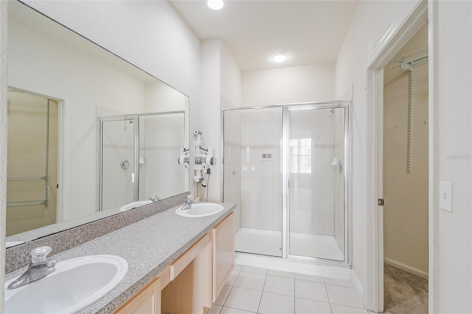 FLORA RIDGE PH 8 CONDO - Residential