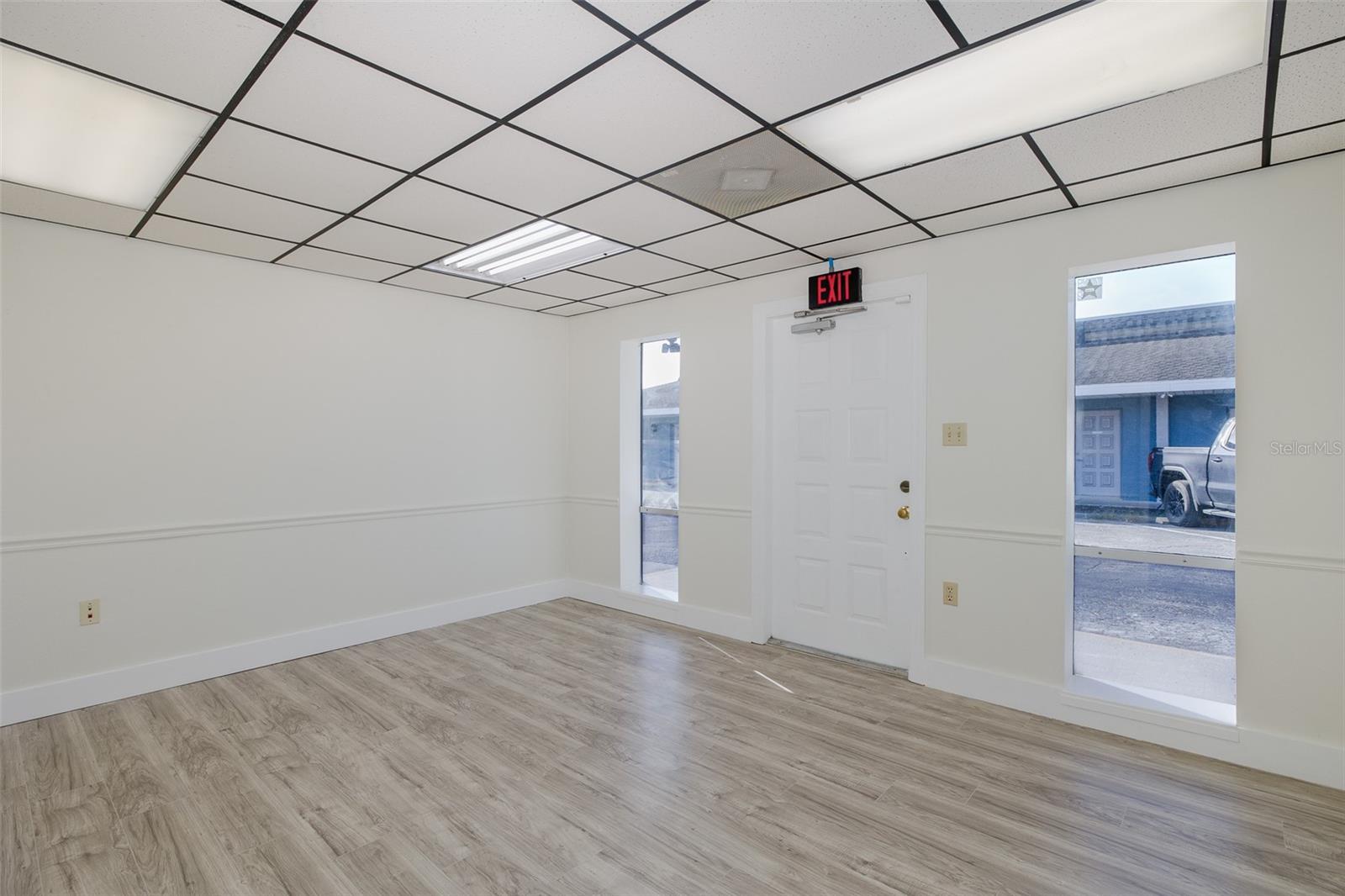 PORT RICHEY LAND CO SUB - Commercial Lease