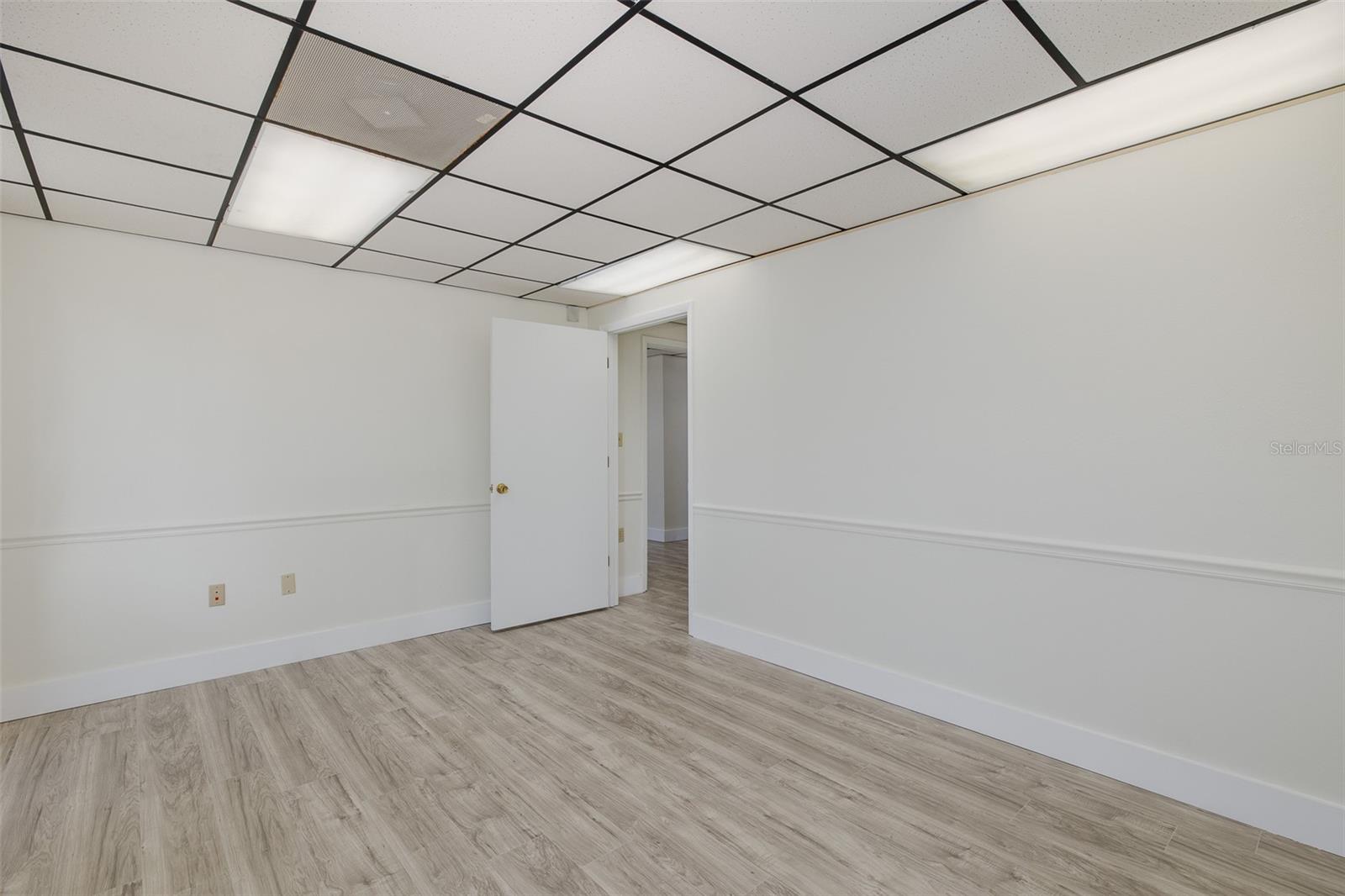 PORT RICHEY LAND CO SUB - Commercial Lease