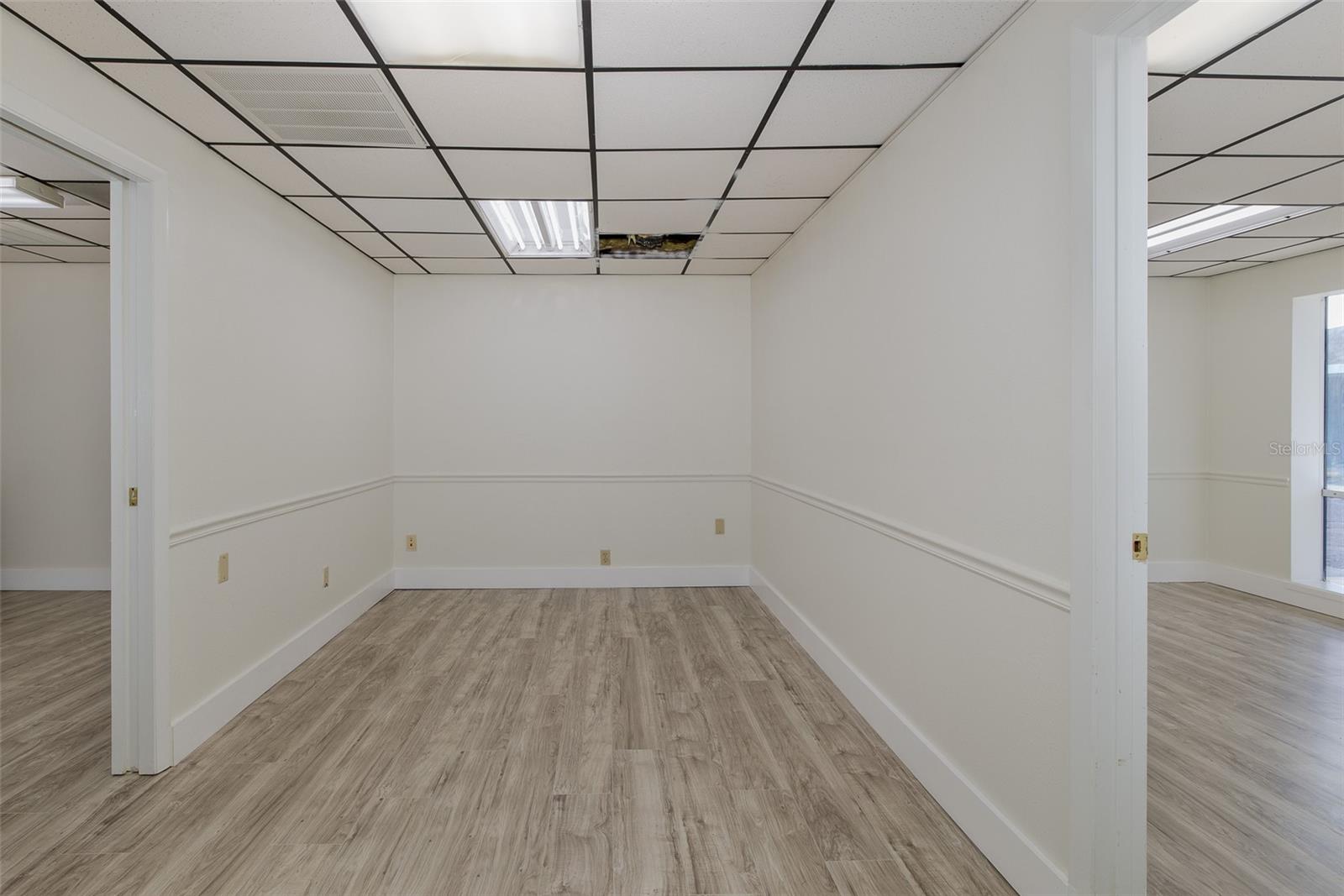 PORT RICHEY LAND CO SUB - Commercial Lease