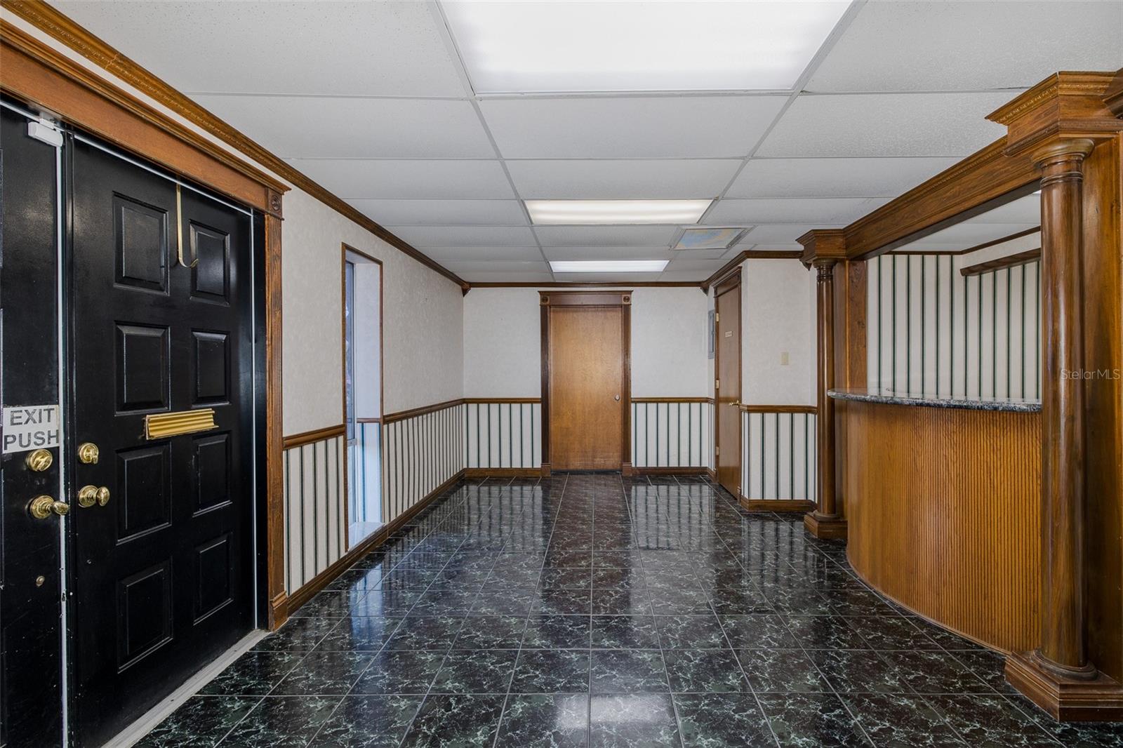 PORT RICHEY LAND CO SUB - Commercial Lease