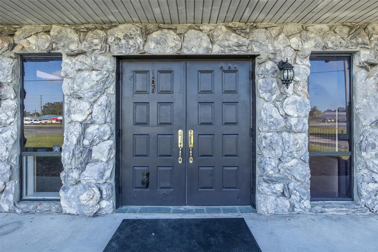 PORT RICHEY LAND CO SUB - Commercial Lease