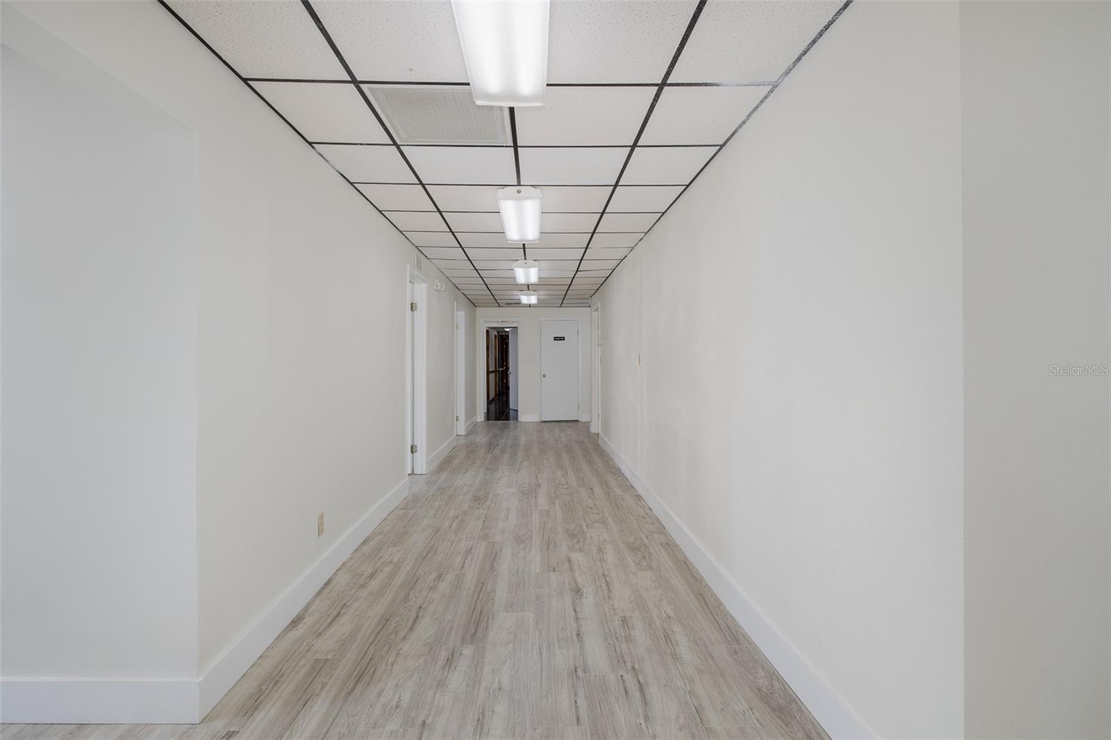 PORT RICHEY LAND CO SUB - Commercial Lease