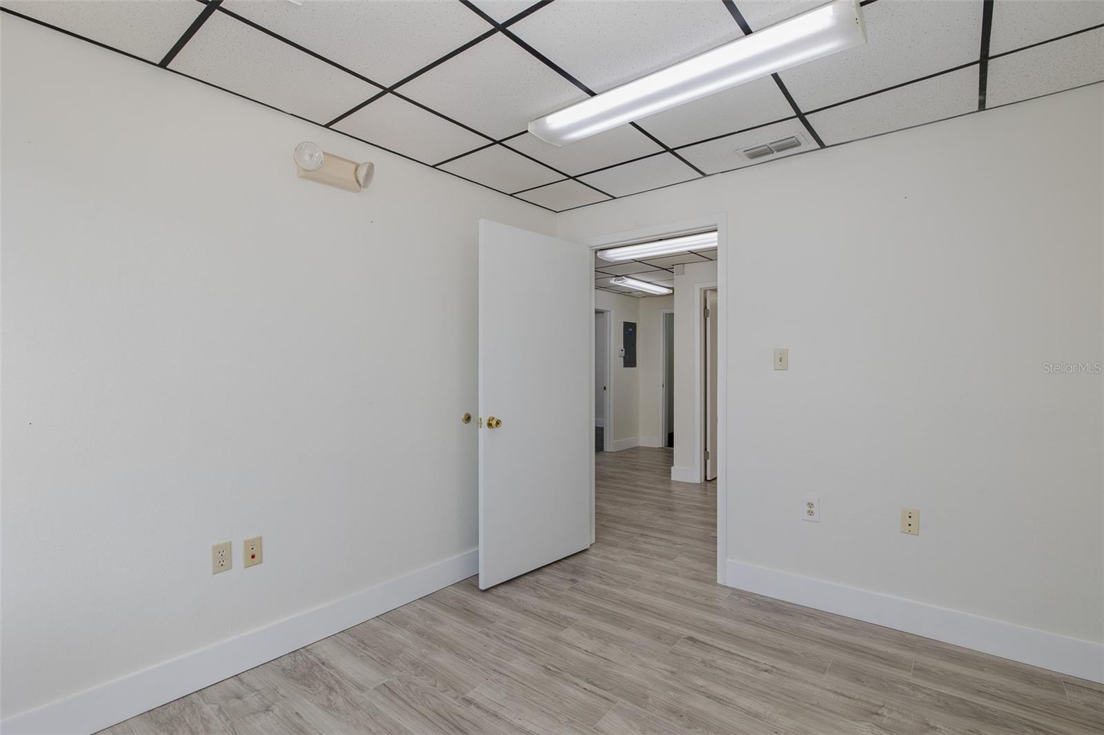 PORT RICHEY LAND CO SUB - Commercial Lease