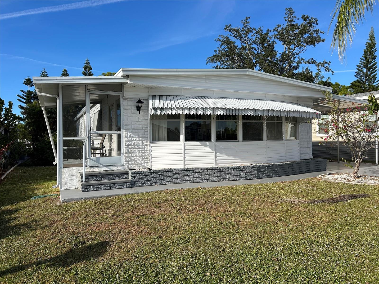 TRI-PAR ESTATES - Residential