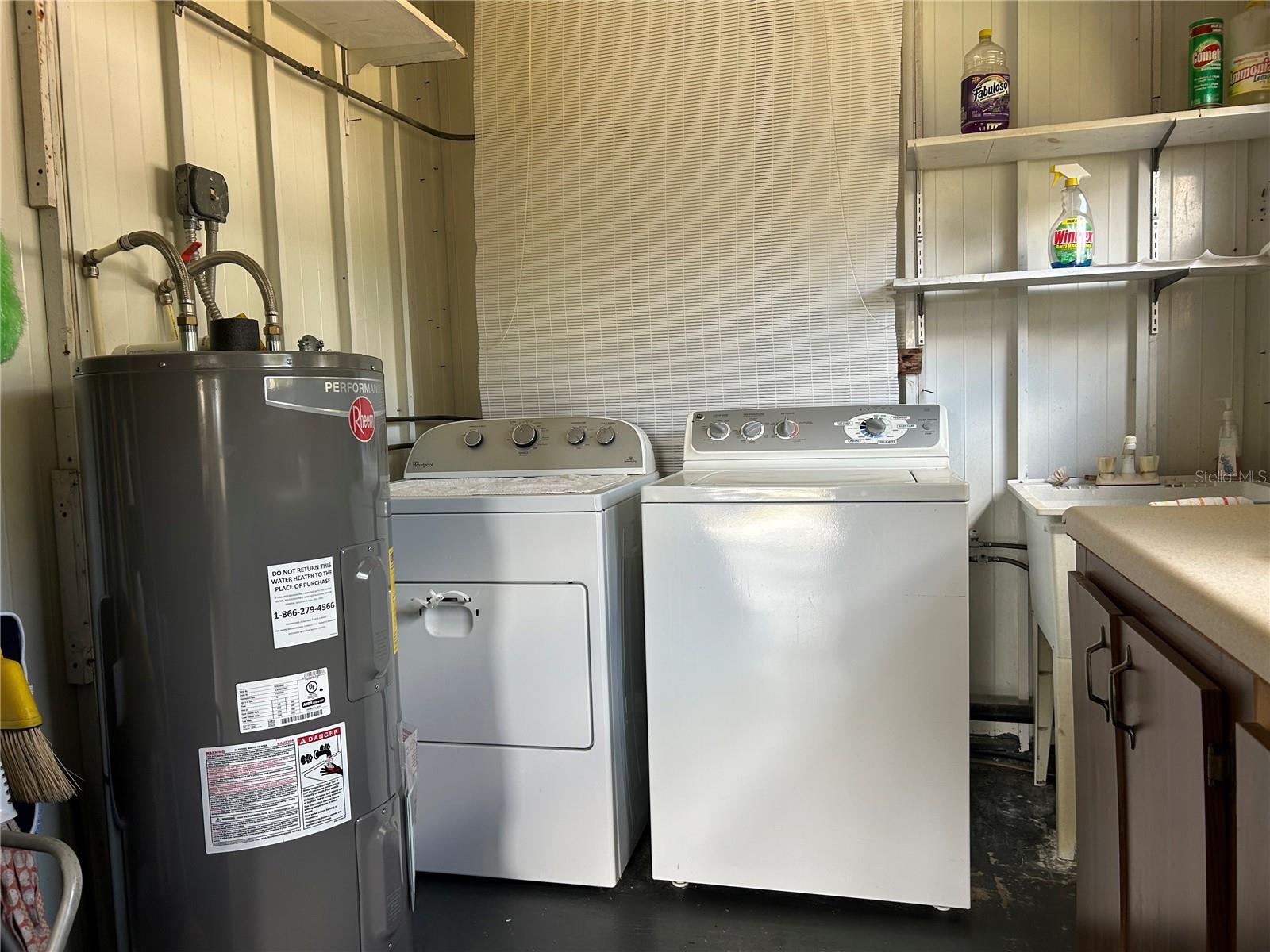 TRI-PAR ESTATES - Residential