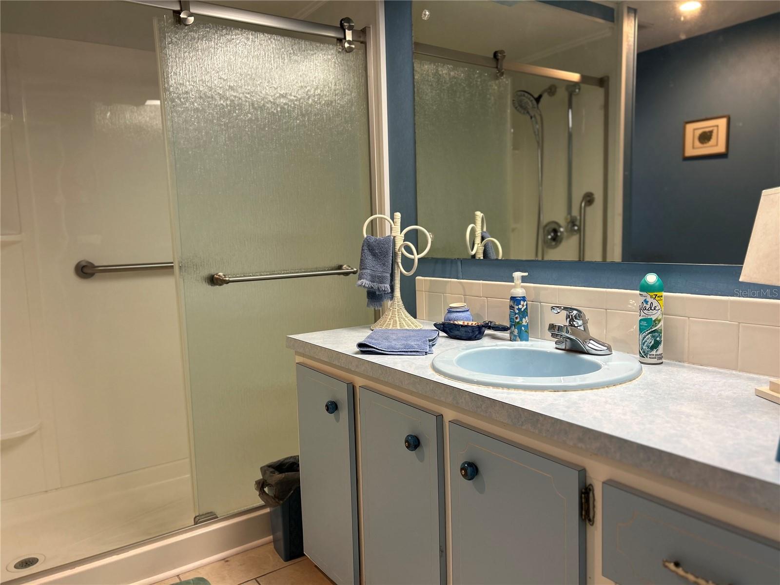 TRI-PAR ESTATES - Residential