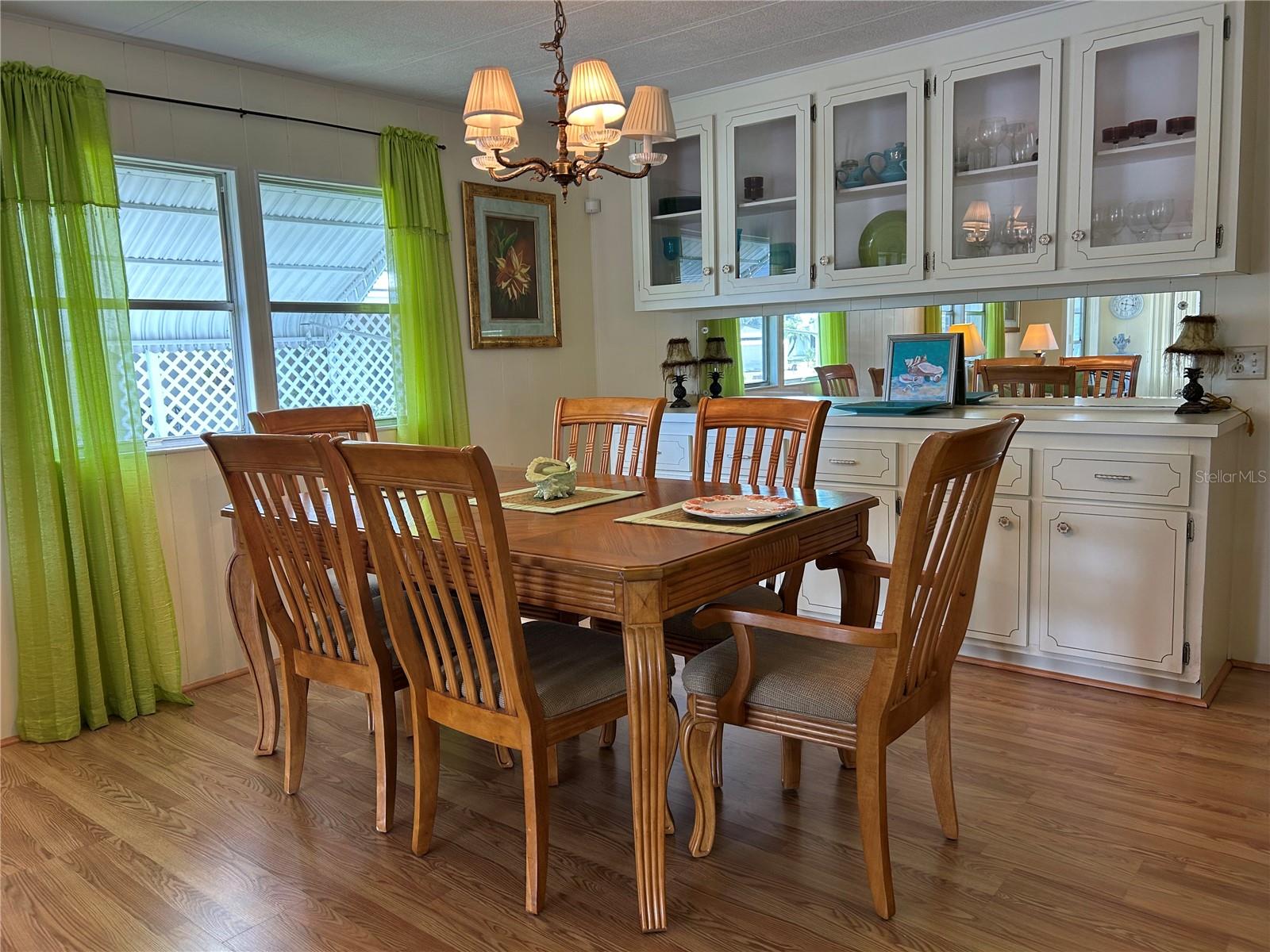 TRI-PAR ESTATES - Residential