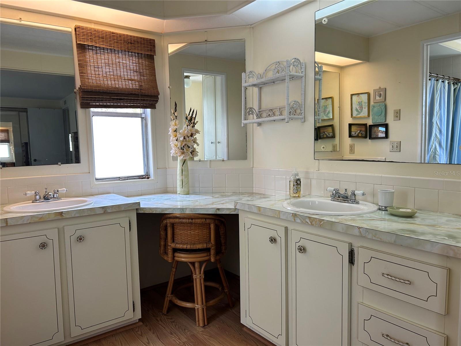 TRI-PAR ESTATES - Residential