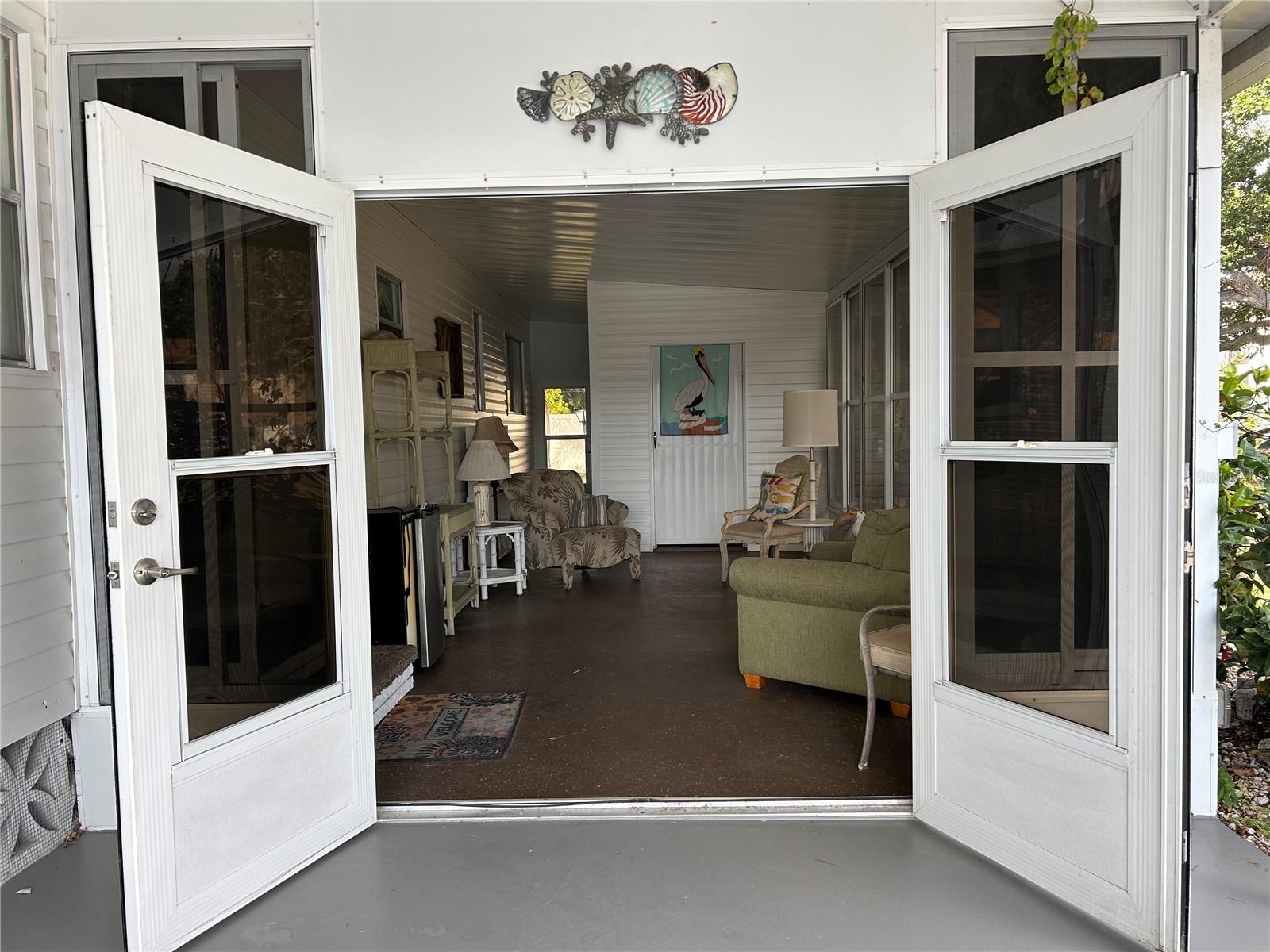 TRI-PAR ESTATES - Residential