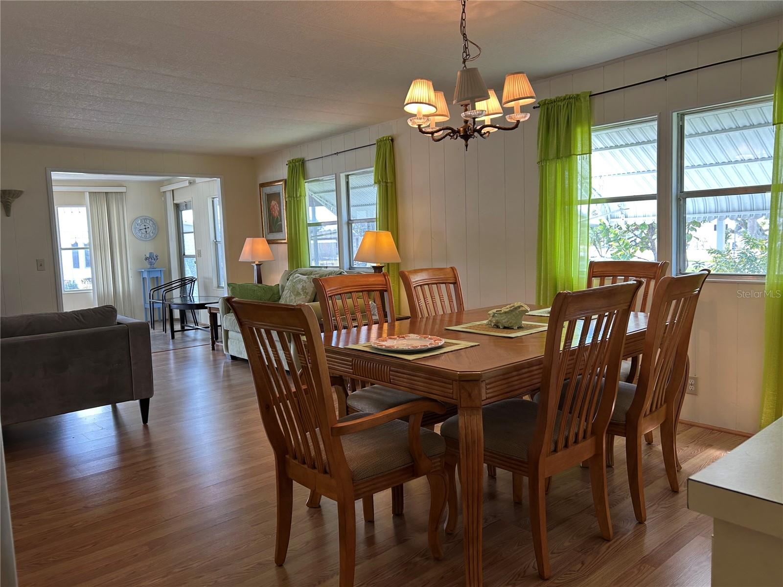 TRI-PAR ESTATES - Residential