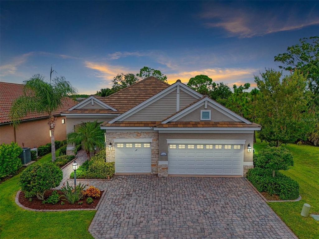 Photo of 11880 Hunters Creek Road, Venice, FL 34293 (MLS # A4666234)