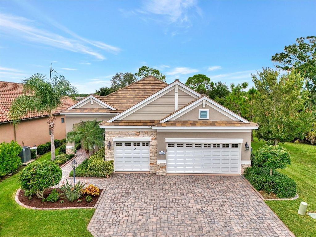Photo of 11880 Hunters Creek Road, Venice, FL 34293 (MLS # A4666234)