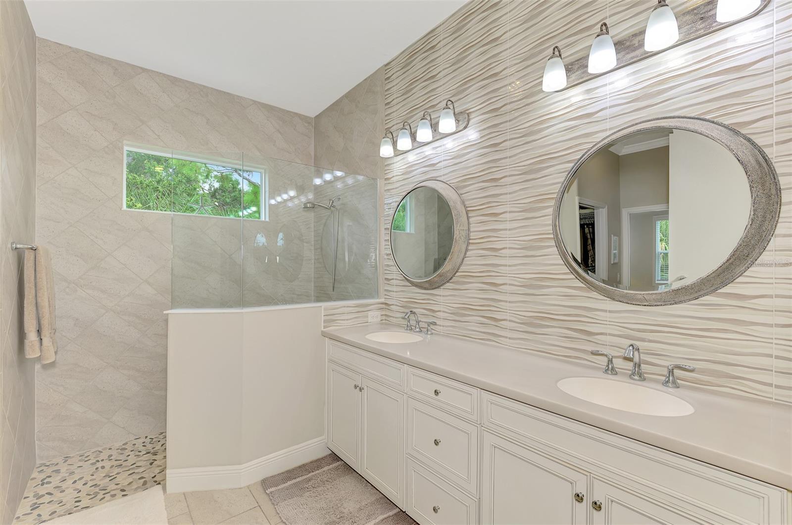 GRAND PALM PH 3B - Residential