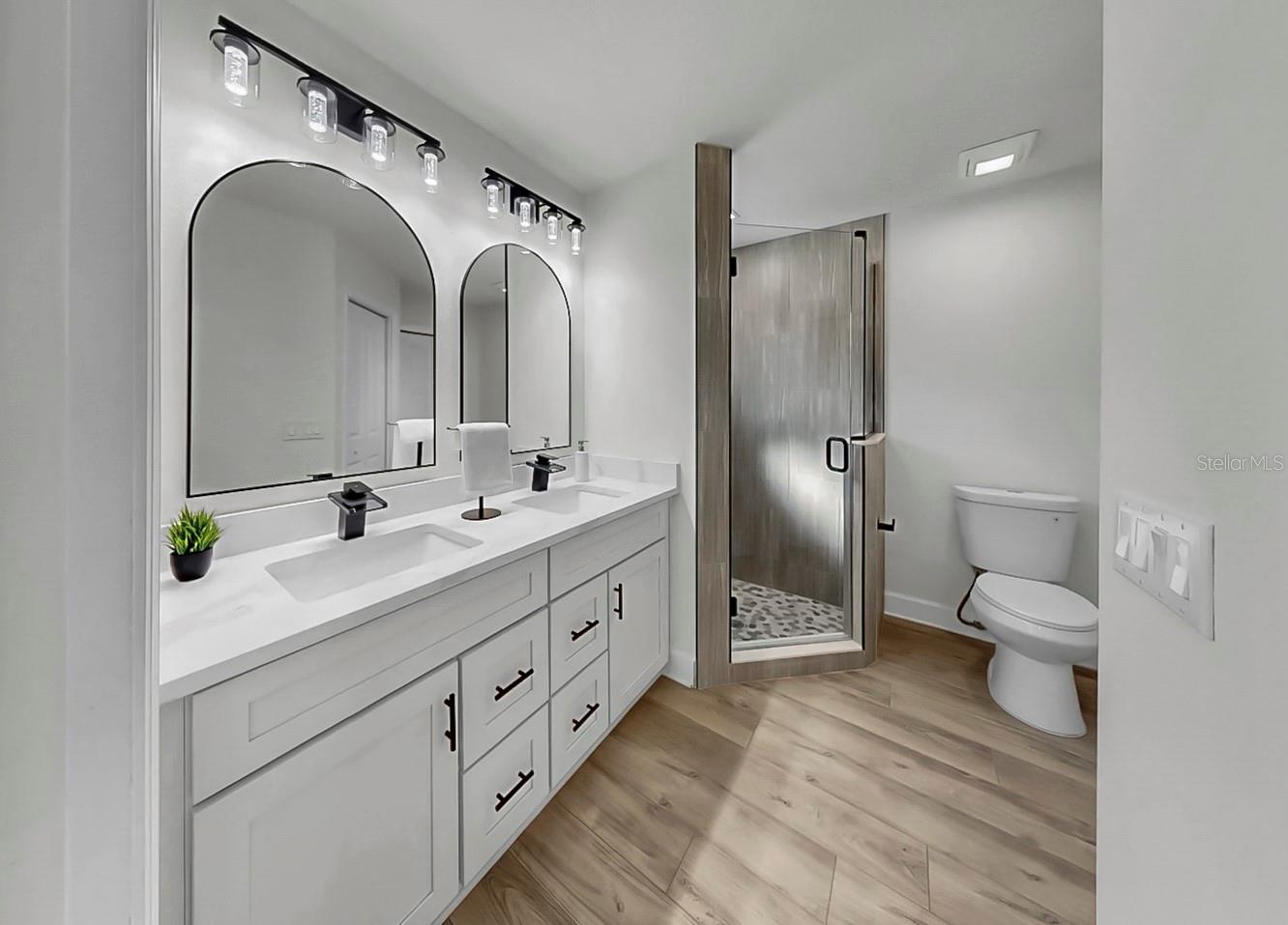 TANGERINE TRAILS - Residential