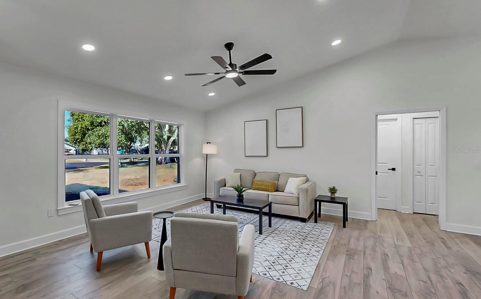 TANGERINE TRAILS - Residential