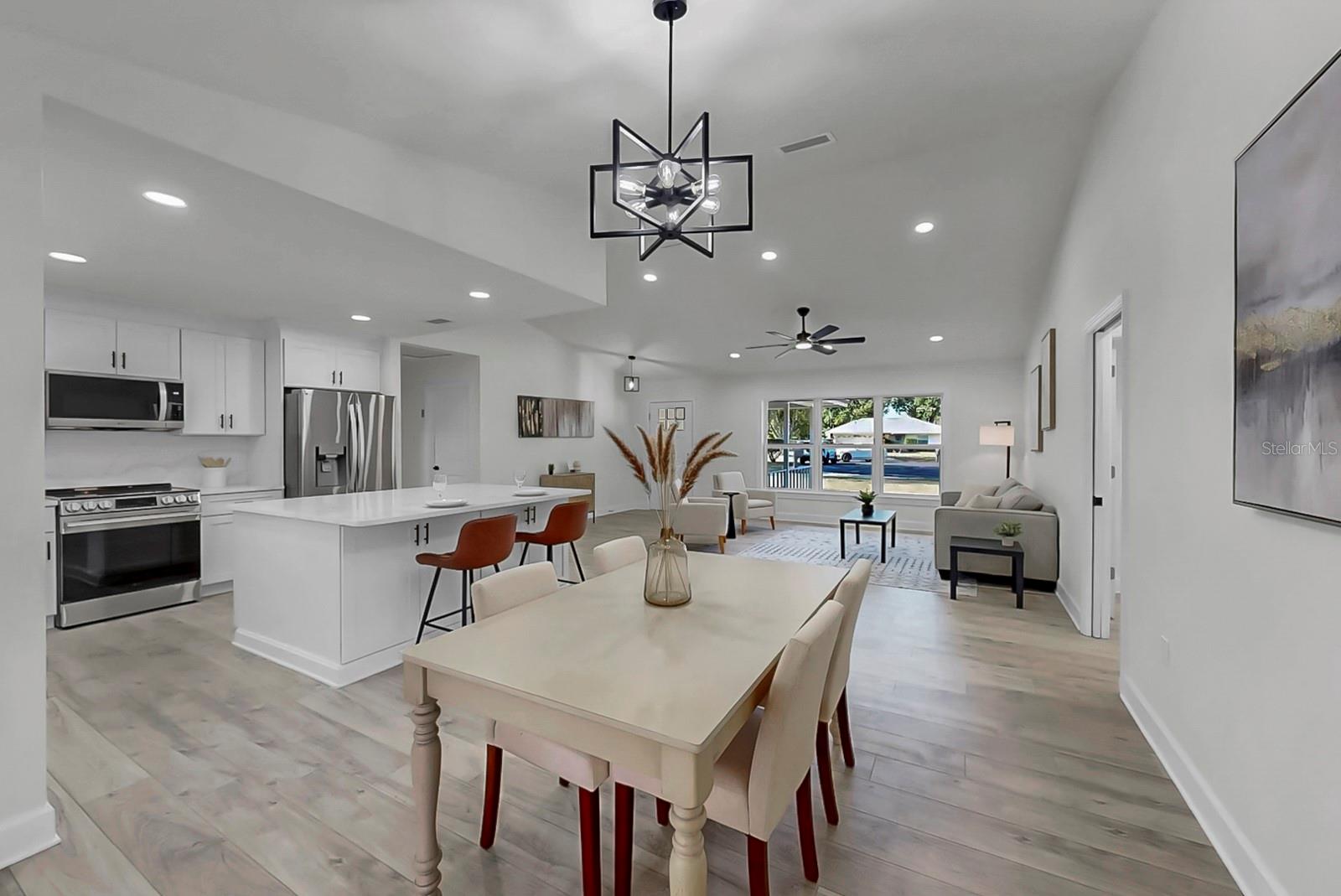 TANGERINE TRAILS - Residential