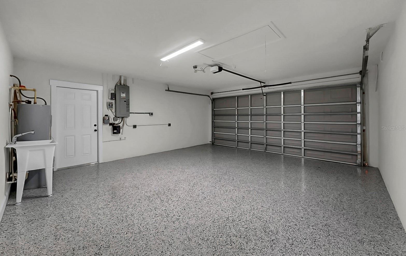 TANGERINE TRAILS - Residential