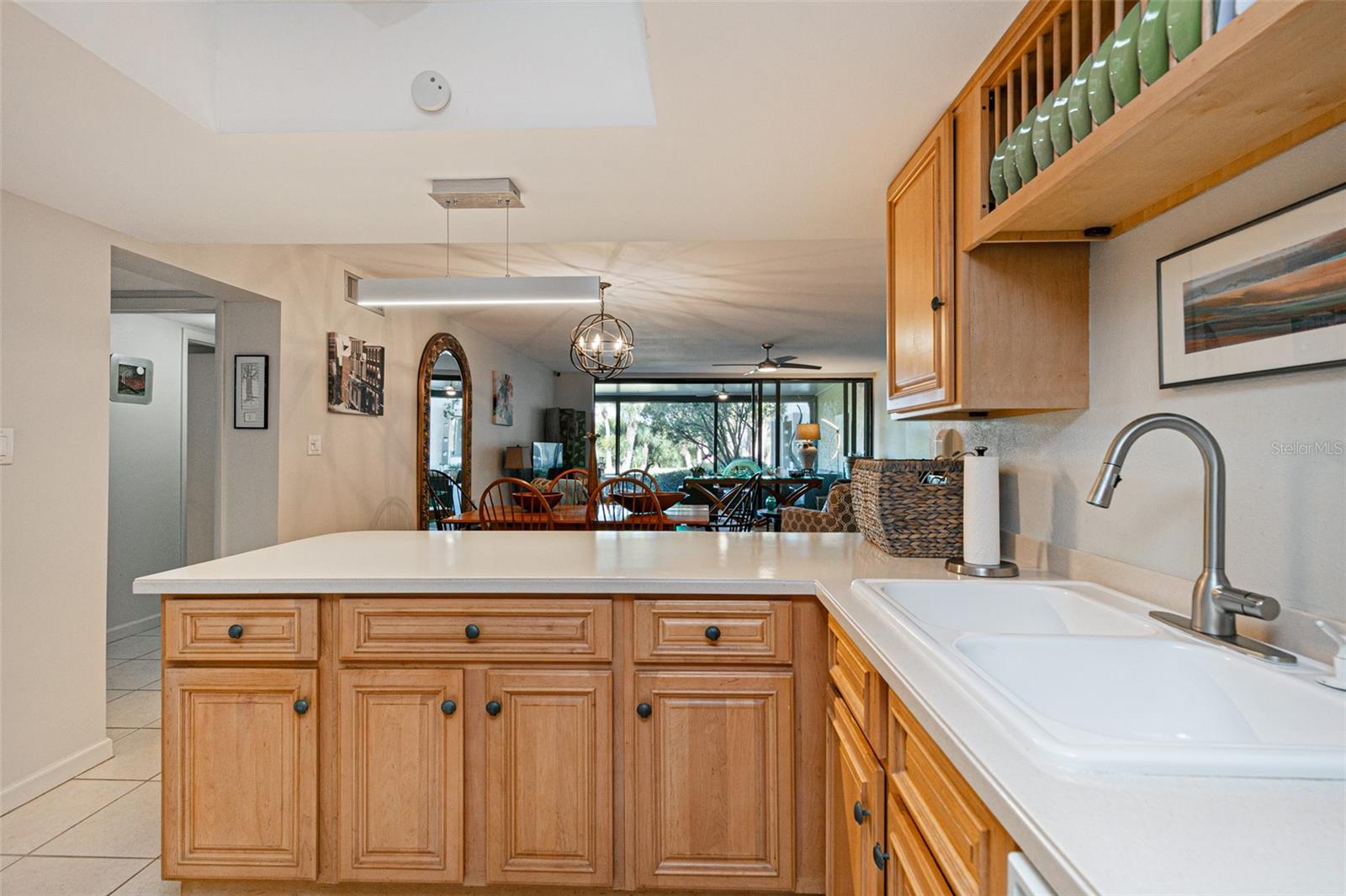 MARINA SOUTH SHORE CONDO - Residential